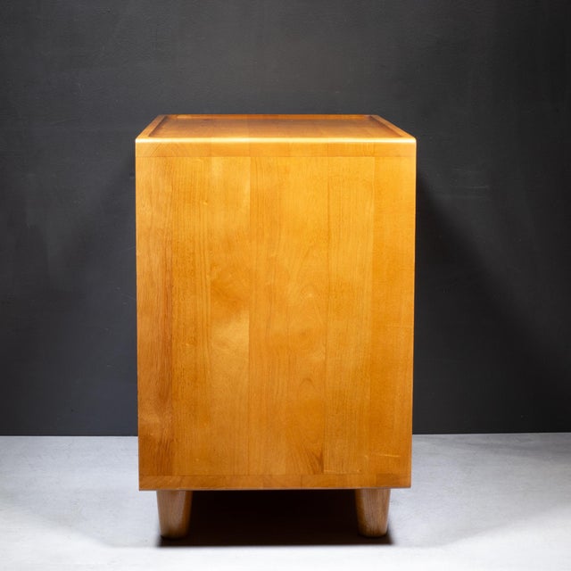 2020s Thuma Classic Oak Nightstands-Pair For Sale - Image 5 of 15