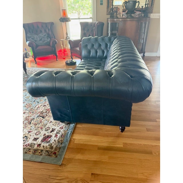 Beautiful Blue Tufted English Leather "Chesterfield" in Excellent condition.