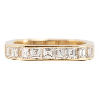 Vintage Swiss 18k Yellow Gold 1.12ct Square Cut Baguettes Diamonds Band Ring, Size 5 For Sale