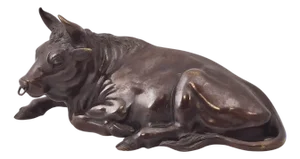 Japanese Meiji Artist, Sculpture of a Laying Bull, 19th Century, Bronze