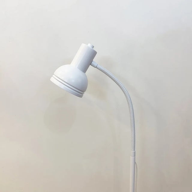 1970s Vintage White Metallic Floor Lamp, 1970s For Sale - Image 5 of 6