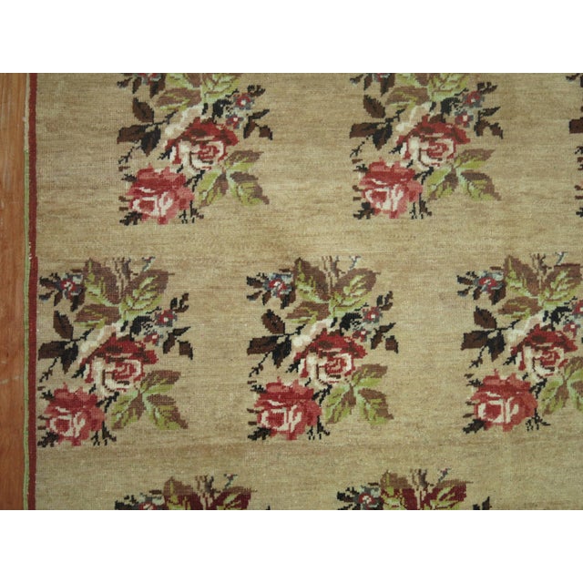 Early 21st Century Zabihi Collection Elegant Turkish Floral Rug For Sale - Image 5 of 6