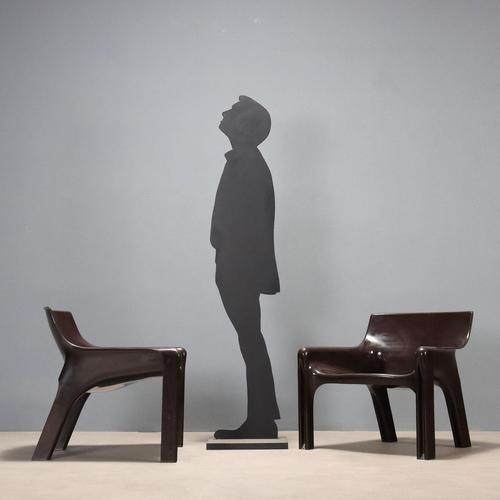 Pair of armchairs made of ABS plastic. Two rear feet are missing. This piece is attributed to the mentioned...