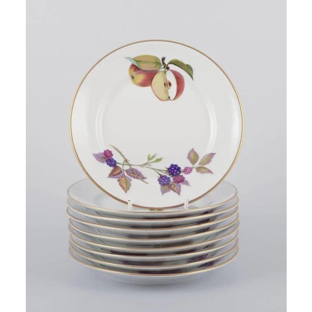 Evesham Porcelain Plates with Fruit Motifs from Royal Worcester, England, 1980s, Set of 9 For Sale - Image 6 of 6