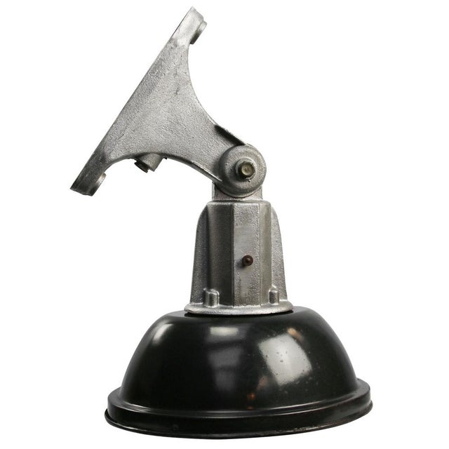 French industrial wall light. Cast aluminium wall pieces with black enamel shade. E27 / E26 Up to 250V (Europe/UK...