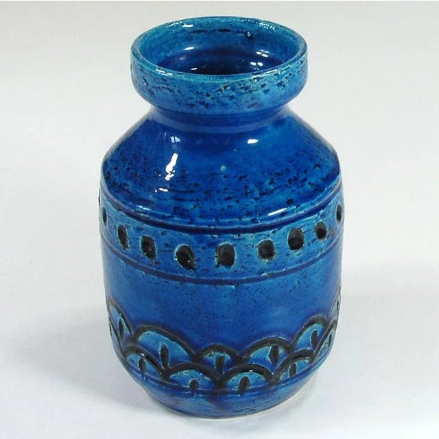 Italian Ceramic Vase from Studio 4, 1960s, in Very Good conditions. Designed 1960 to 1969 This piece has an attribution...