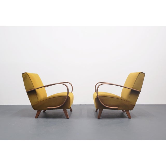 Wood Vintage Bentwood Lounge Chair in Goldenrod Velvet by Jindrich Halabala, 1930 For Sale - Image 7 of 10
