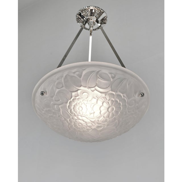 French Art Deco Pendant Light by Cristalleries De Verdun Primaflore 1930 France - 2 Available For Sale - Image 6 of 10