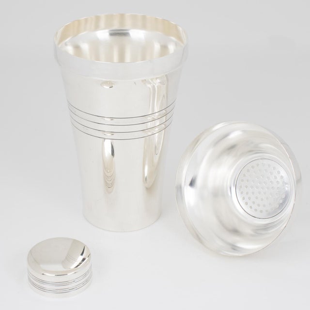 Saint Medard Le Chardon, Art Deco Silver Plate Cocktail Shaker, circa 1940 For Sale - Image 9 of 9