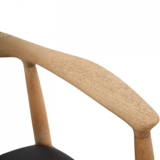 JH503 The Chair in Oak and Black Leather by Hans Wegner, 1960s For Sale - Image 6 of 18
