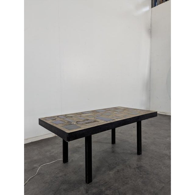 Coffee Table in the style of Jacques Avoinet For Sale - Image 5 of 11