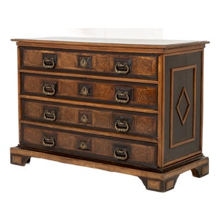 18th Century Italian Walnut Chest of Drawers For Sale