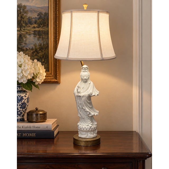 Vintage Blanc De Chine Style Porcelain Guanyin Figural Table Lamp With Brass Base For Sale - Image 4 of 15