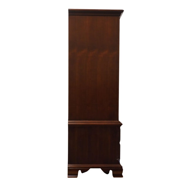 Thomasville Furniture Collector's Cherry Traditional Style 40" Media Chest 10111-336 For Sale - Image 11 of 13