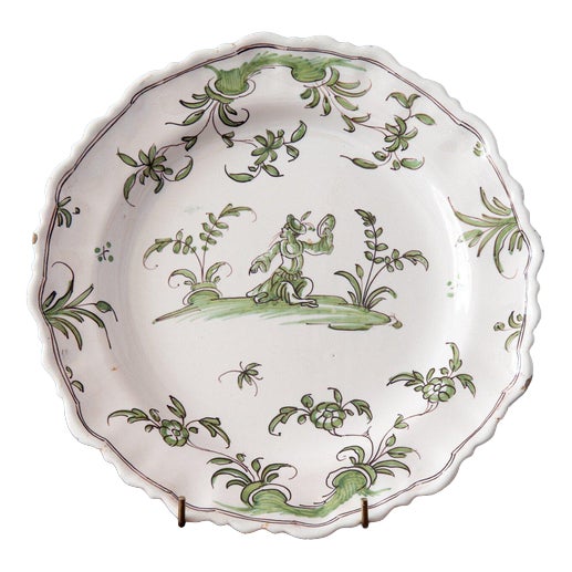 Mid-18th Century Green Plate with Musician from Bordeaux Faience For Sale