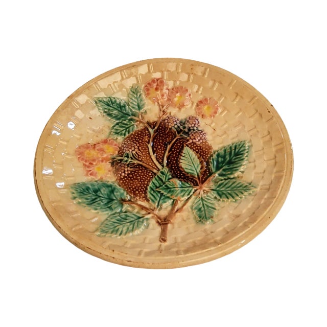 Majolica Faience Plate with Bery and Rose motif on top of Basket weave design, 8".