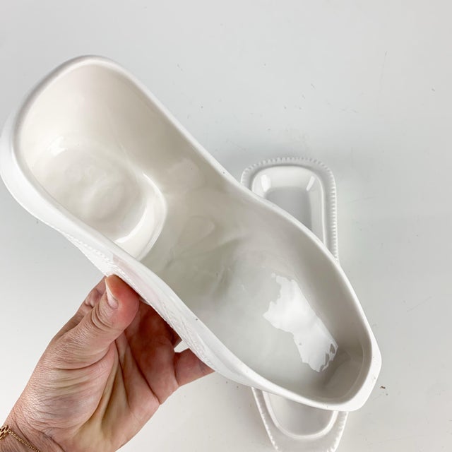Contemporary Funky White Ceramic Jonathan Adler Mens Shoe Butter Dish Designer Kitchen Decor For Sale - Image 3 of 9