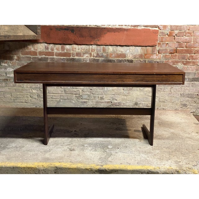 1970s Danish Modern Rosewood Cantilever Executive Desk by Georg Petersens For Sale - Image 5 of 12