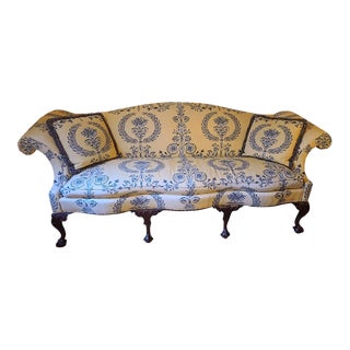 Mid 20th Century Stickley Colonial Williamsburg Clawfoot Mahogany English Serpentine Sofa For Sale