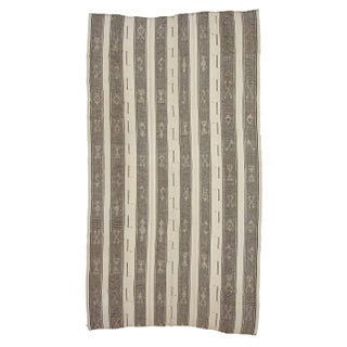 1960s Vintage Kilim Rug- 6′10″ × 12′5″ For Sale