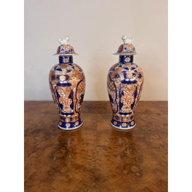 Antique 19th Century Japanese Imari Lidded Vases, Set of 2 For Sale - Image 3 of 7