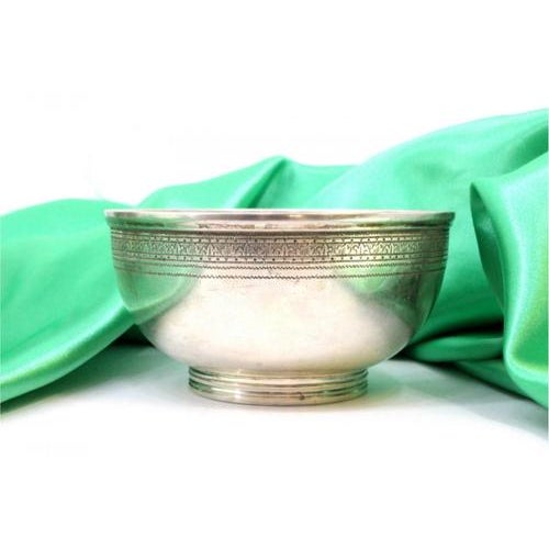 Silver Washbasins with Engraved Friezes, Set of 6, in Very Good conditions. Designed 1920 to 1949 This piece has an...