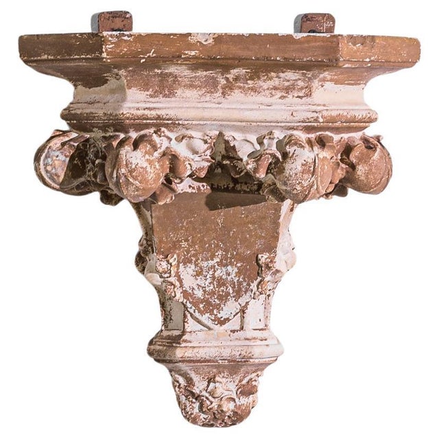 This 1900s French wall plaster pedestal brings the allure of antiquity straight into the modern home. Crafted with...