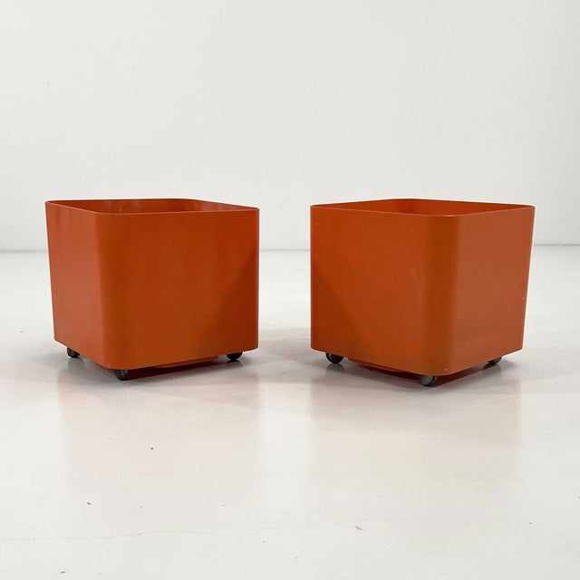 Orange Dime Planter on Wheels by Marcello Siard for Longato, 1970s, in Good conditions. Designed 1960 to 1969 This piece...