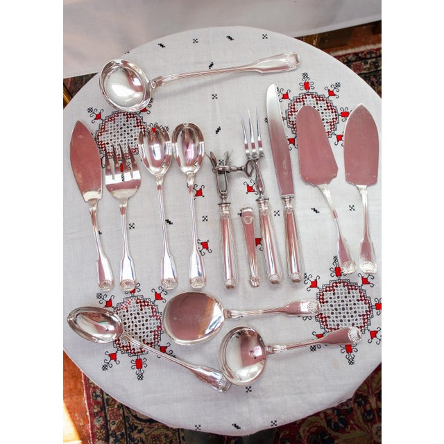 Silver-plated metal, 90 purity. This service comprises the following 186 pieces: Fish Service: 12 fish knives - 21 cm, 60...