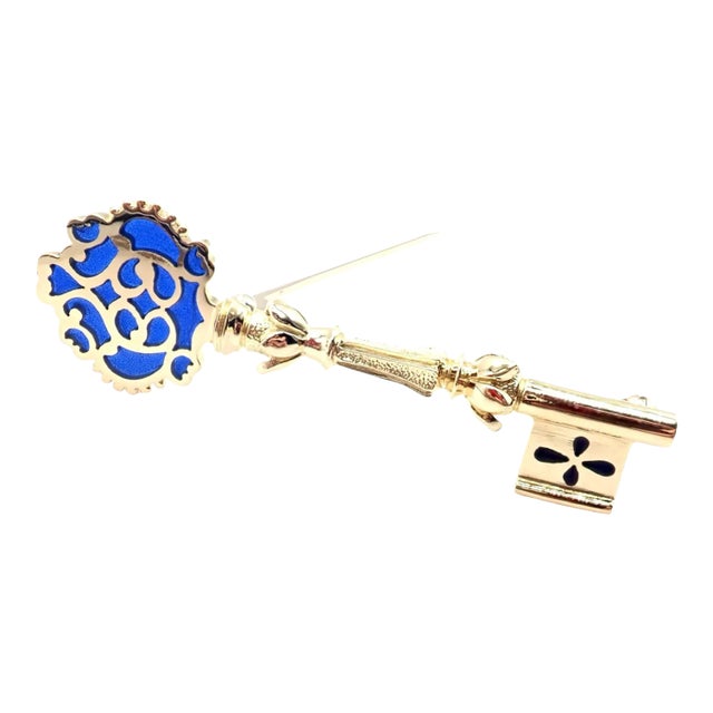 Vintage Mikimoto 18k Yellow Gold Key Blue Enamel Brooch Pin For Sale