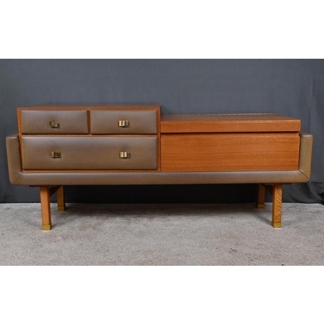 Teak and Nubuck Dressing Table attributed to R. Landault, 1970, Set of 3 For Sale - Image 5 of 18
