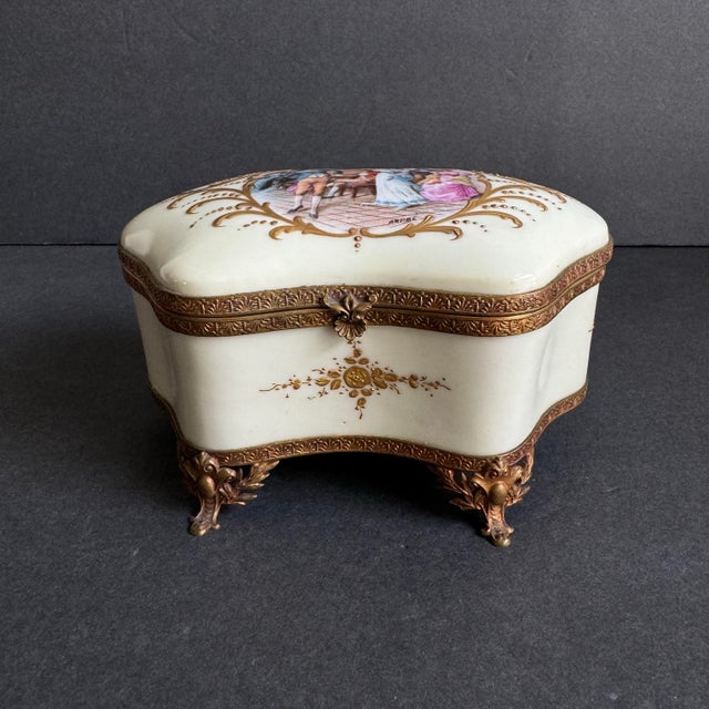 Victorian French Porcelain Casket Trinket Box Hand Painted Courting Couple Dancing Scene For Sale - Image 3 of 12