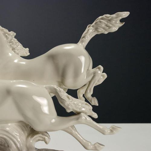 Porcelain Horse Group from Hutschenreuther For Sale - Image 4 of 9