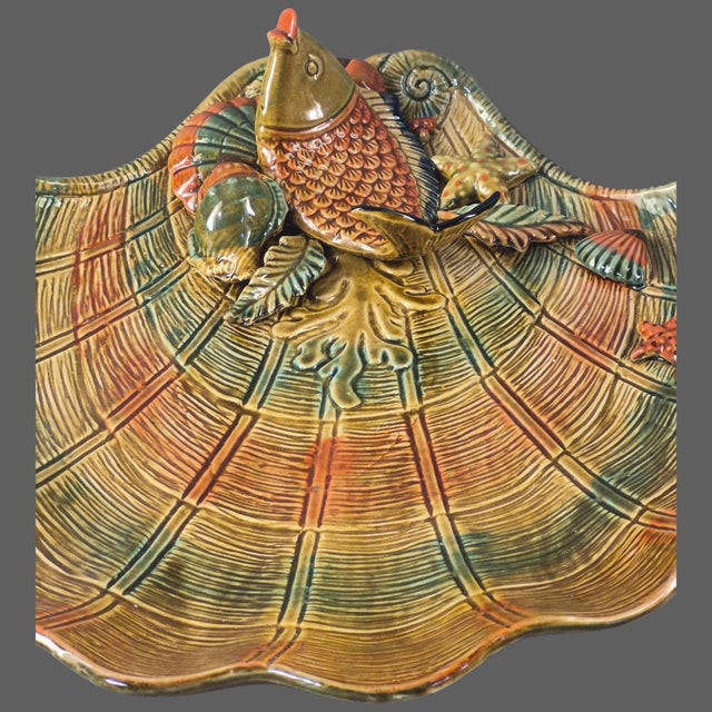 Contemporary Late 20th Century Coastal Ceramic Majolica Seashell Shaped Fish Serving Platter For Sale - Image 3 of 9