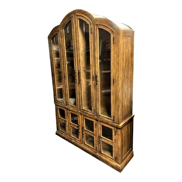 Late 20th Century Southwestern Style Oak Breakfront China Cabinet For Sale