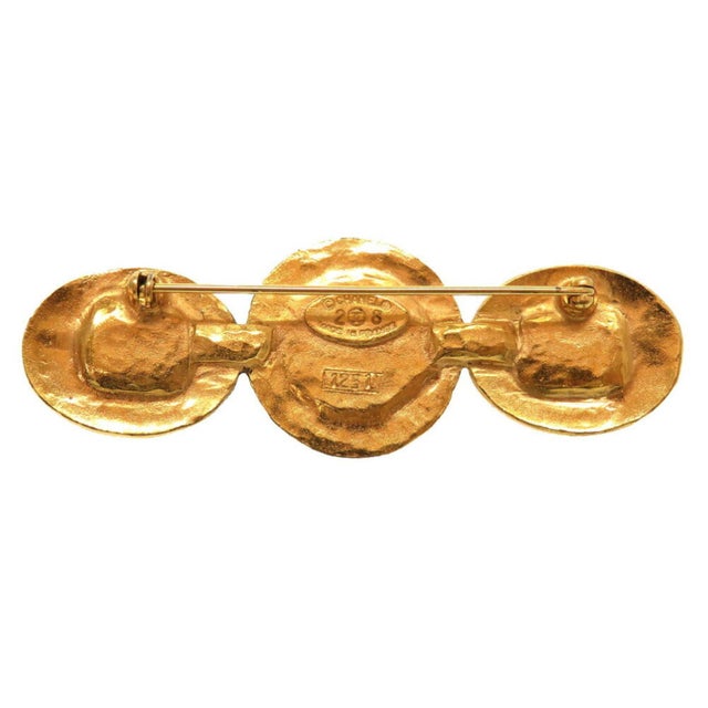 Chanel Vintage Logo Stone Fake Pearl Red Green Gold Brooch Accessories ...