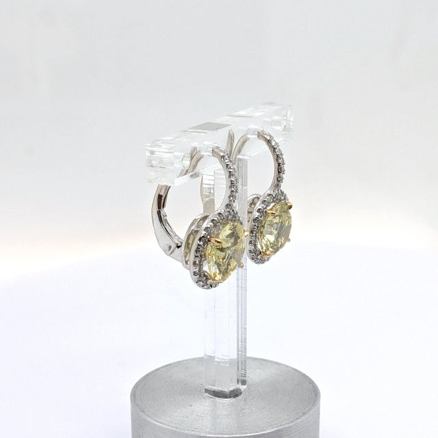 Contemporary 18k White Gold With Natural Round Vivid Fancy Yellow Diamond Drop Earrings, Pair For Sale - Image 3 of 11