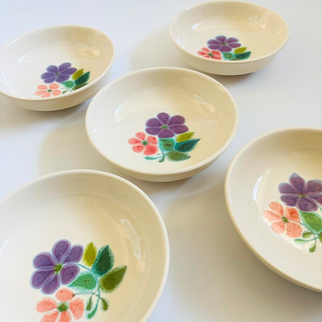 Mid 20th Century Franciscan Earthenware Floral Bowls - Set of 5 For Sale - Image 5 of 10