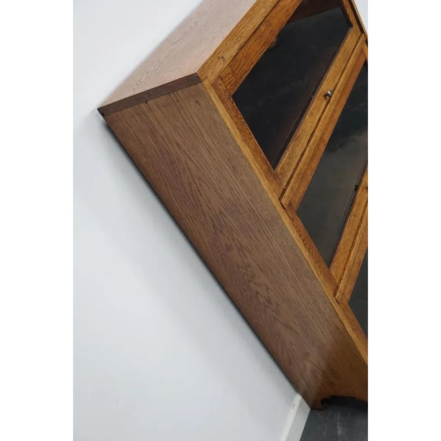 German Oak Bookcase with Folding Doors in Style of Globe Wernicke, 1930s For Sale - Image 15 of 18