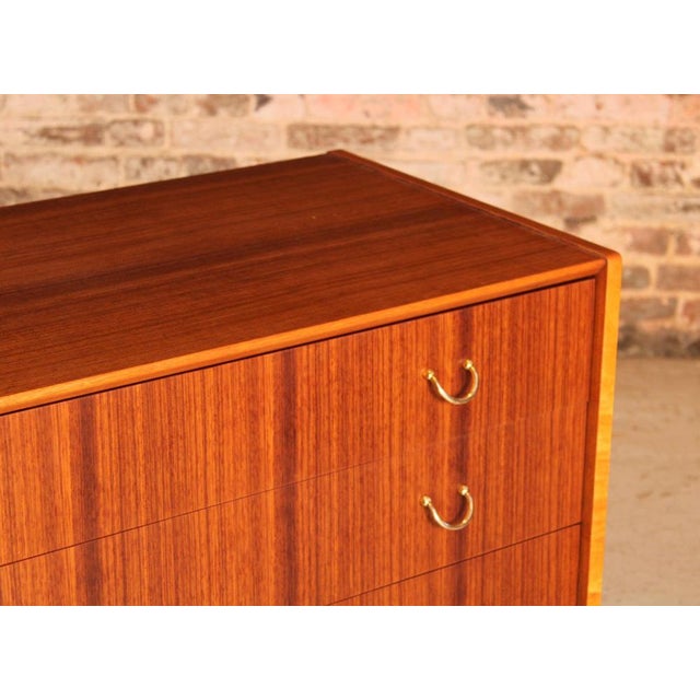 Mid-Century Modern Librenza Tola and Black Chest of Drawers with Brass Handles from G-Plan, 1960s For Sale - Image 6 of 13