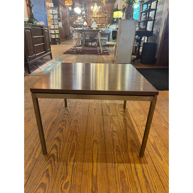 Contemporary Style MCM Knoll Accent Table with Formica Top and Chrome legs. Some surface scratches to top & chrome legs...