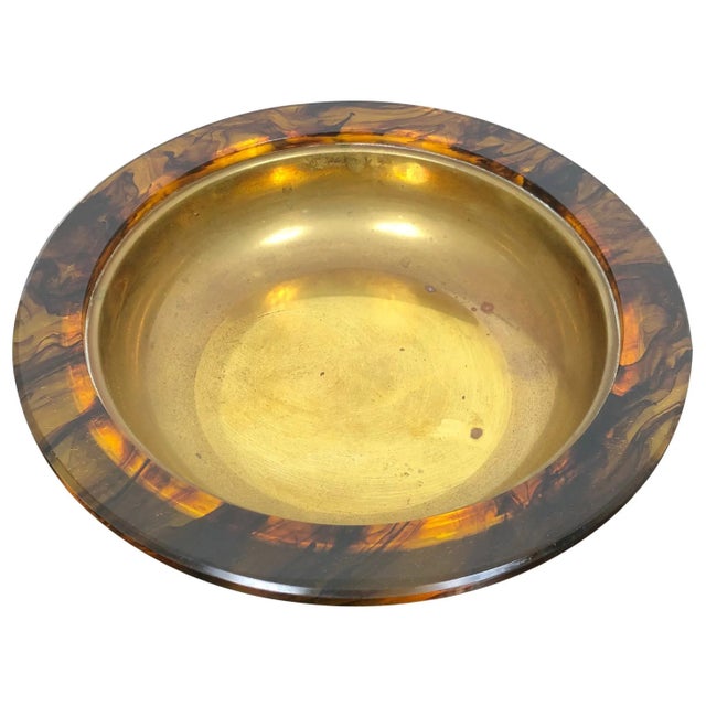 Tortoiseshell Acrylic & Brass Centerpiece Plate, 1960 For Sale - Image 9 of 9