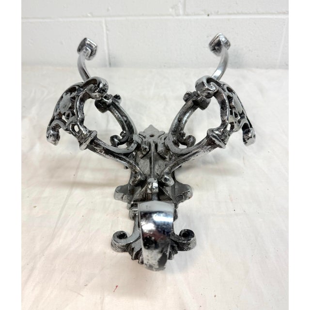 1990s Vintage Ornate Heavy Chrome Metal Wall Mount Wall Hook Hat Coat Hallway Rack For Sale - Image 5 of 8