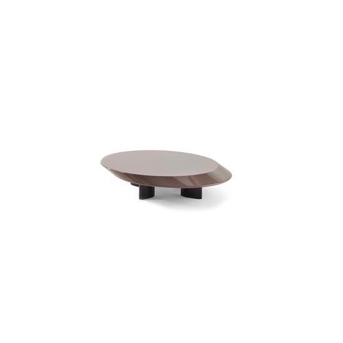 Low table designed by Charlotte Perriand in 1985. Relaunched by Cassina in 2009. Manufactured by Cassina in Italy. This...