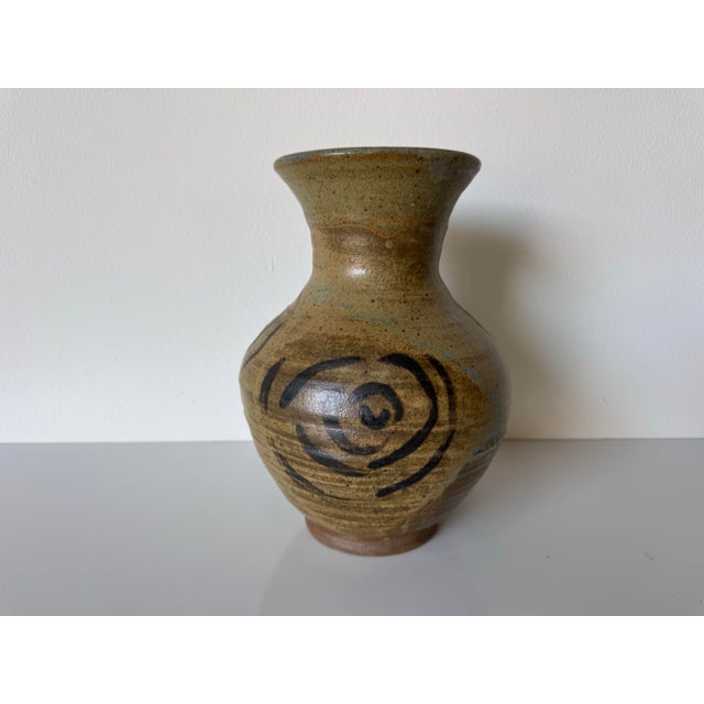 Vintage Organic Abstract Studio Pottery Vase With Hand-Painted Swirl Motif, Signed For Sale - Image 10 of 11