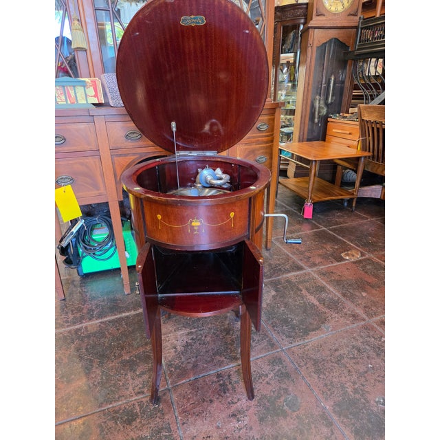 Red Antique 1920s Tyrela Gramaphone Exceptional Sound Mahogany For Sale - Image 8 of 10
