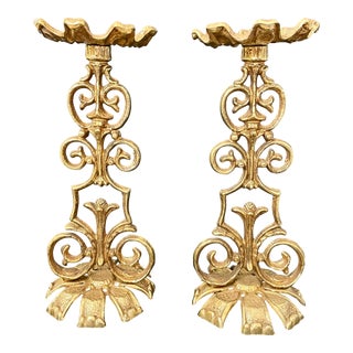 Vintage 1970s Pair of Dilly Gold Metal Candle Holders For Sale