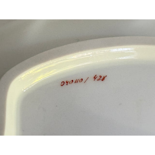 Leaf-Shaped Bowl with Floral Bouquet, Scattered Flowers and Gilt Rim from Meissen, 1990s For Sale - Image 4 of 11