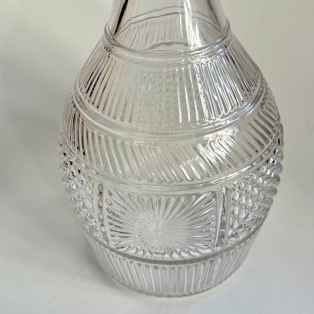 1970s Metropolitan Museum of Art Sandwich Glass Reproduction Decanter With Acorn Stopper For Sale - Image 5 of 7