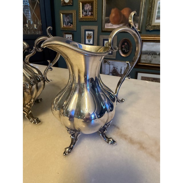 Vintage Reed & Barton "Winthrop" 1795 Silverplate Tea & Coffee Service With Working Tilting Kettle-on-Stand - Set of 4 For Sale - Image 12 of 18